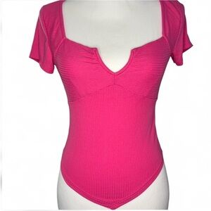 Just Polly New York Pink Ribbed Sweetheart Neckline Top M